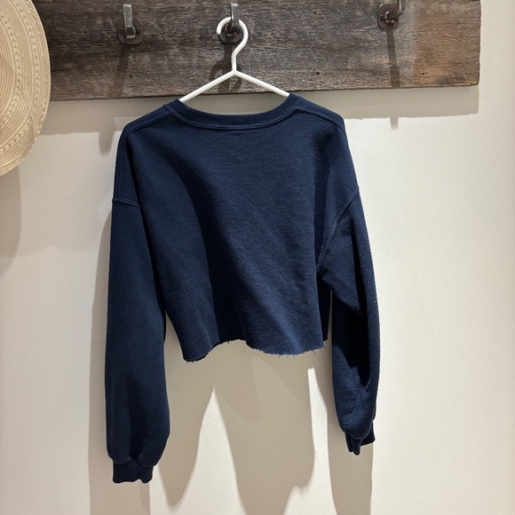 cropped sweater - Picture 2 of 3